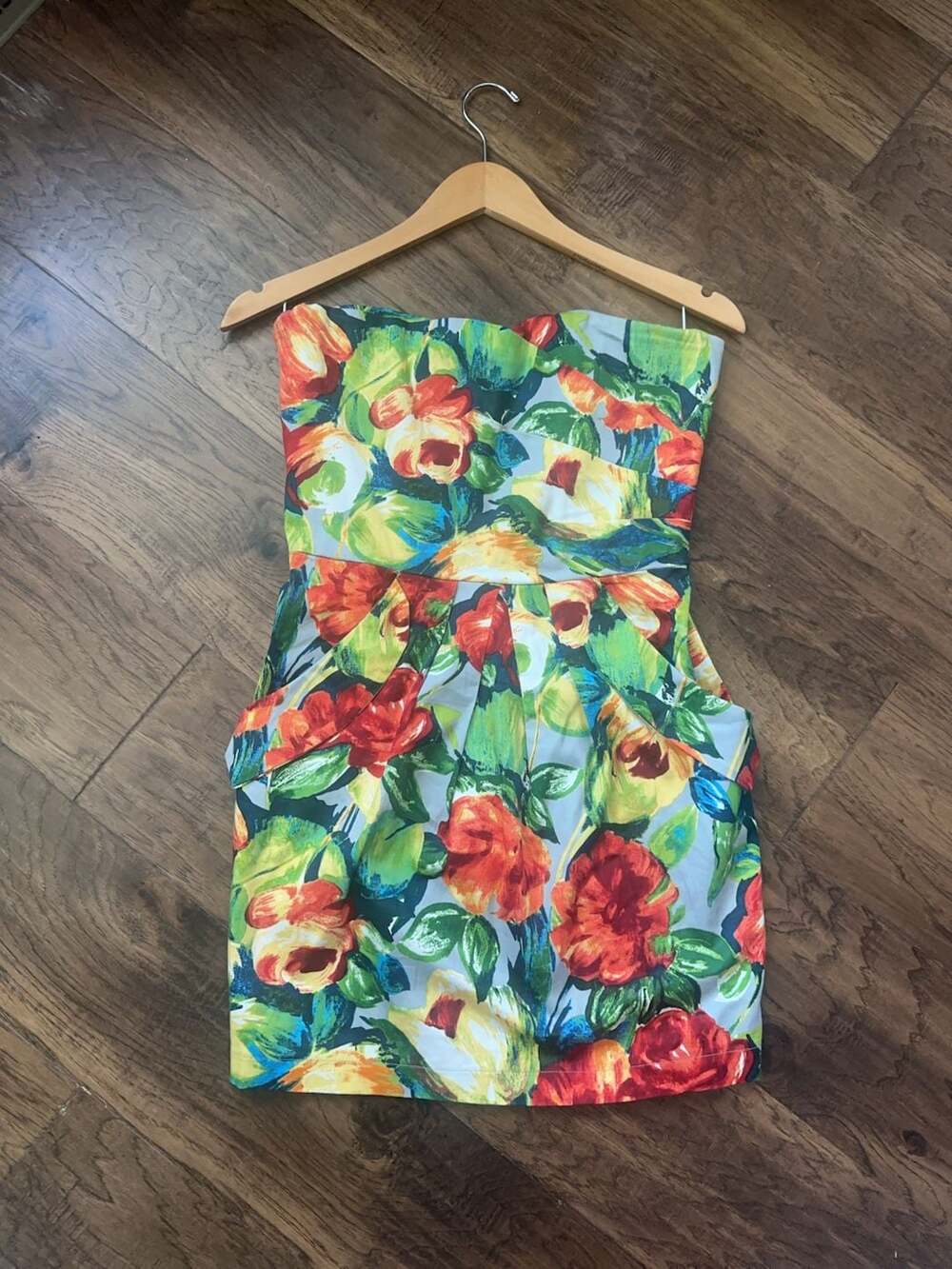 Freshine Strapless Floral Print Pleated Mini Dress with Pockets